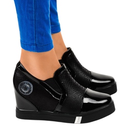 Fekete ék cipők T1711-1