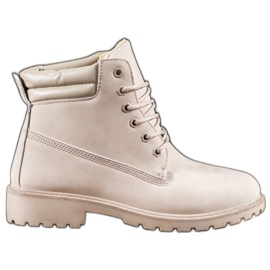 Marquiz Bézs Trappers