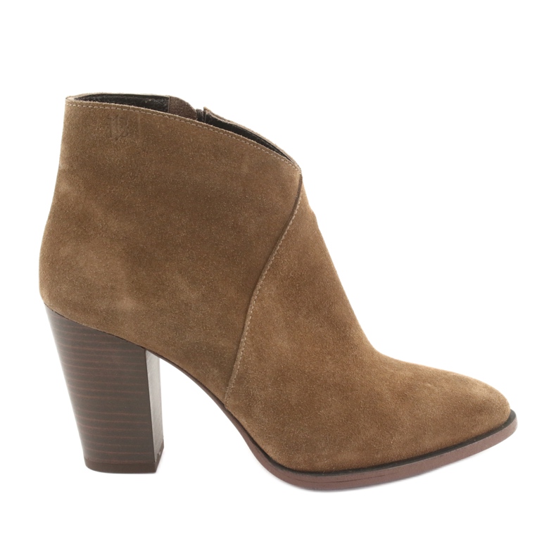 Badura Velúr bokacsizma a postán barna