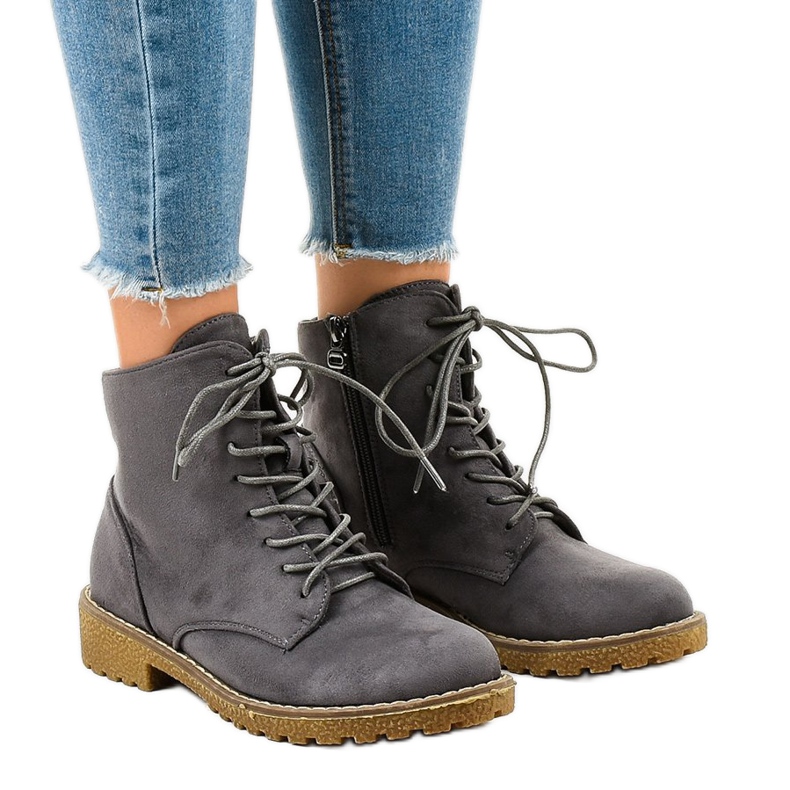 Szürke velúr fűzős csizma HJ99-103 Szürke velúr fűzős csizma HJ99-103