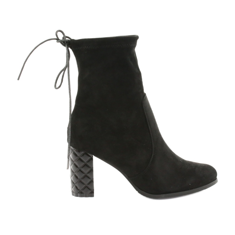 M.Daszyński Velúr bokacsizma dekoratív sarokkal Daszyński 154 fekete