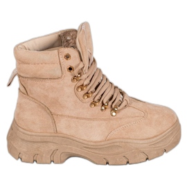 Csizma A VICES platformon barna Csizma A VICES platformon barna