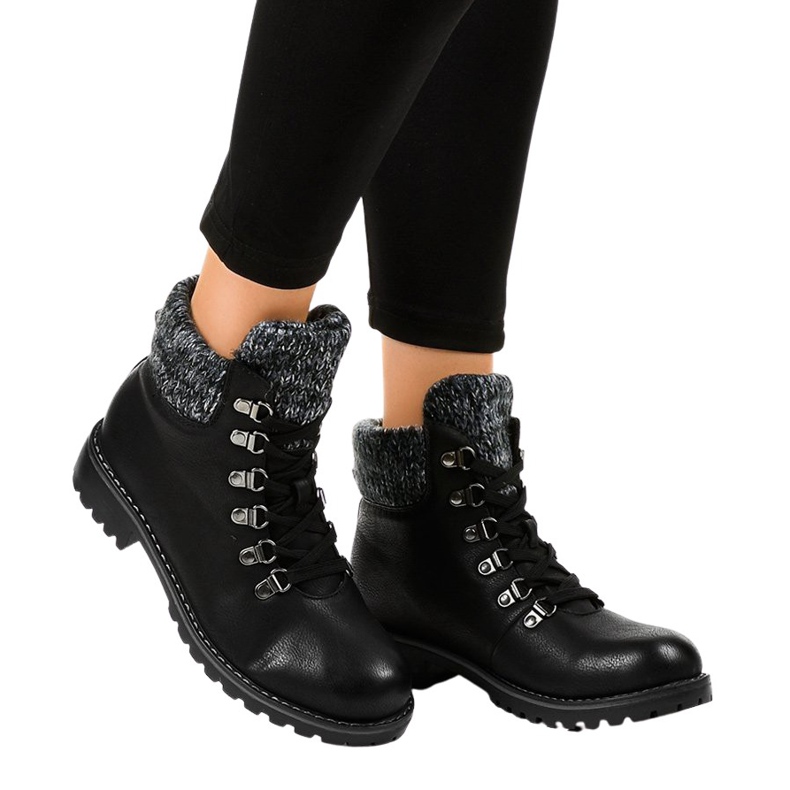 Fekete túracipő szigetelés nélkül Z186