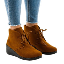 Barna velúr ék csizma E3265