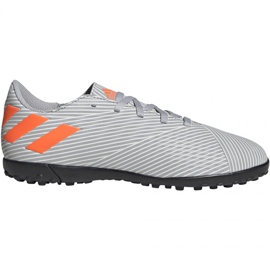 Az adidas Nemeziz 19.4 Tf Jr EF8306 futballcipő sokszínű szürke