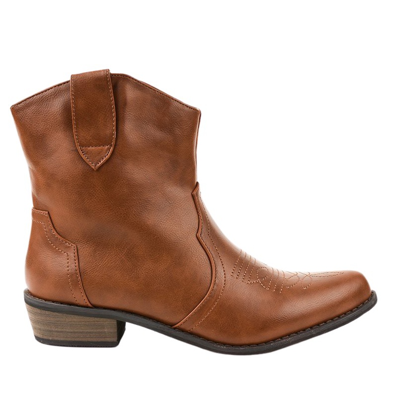 Barna csizma a 928-1 cowboy csizma oszlopán