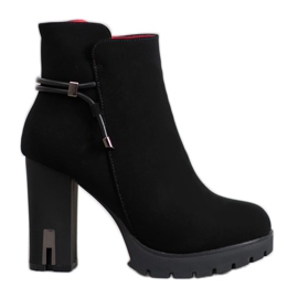 SHELOVET Textil csizma a platformon fekete SHELOVET Textil csizma a platformon fekete