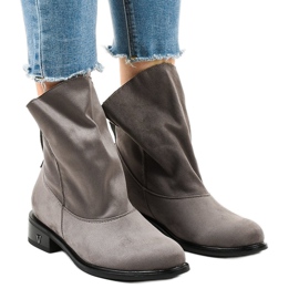 Szürke lapos szigetelésű csizma 6672-7