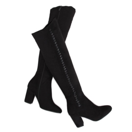 Fekete magas sarkú csizma 7539-GG Black