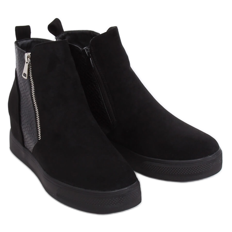 Fekete RQ235 Fekete csizma egy rejtett égen