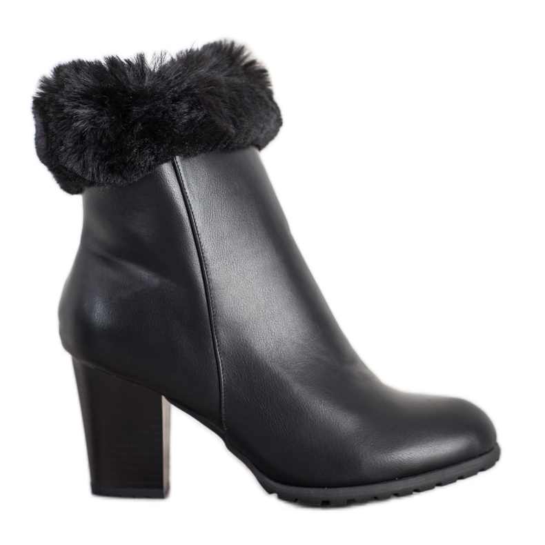 Goodin Csizma egy poszton szőrmével fekete