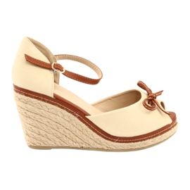 Vices Női ék szandál barna