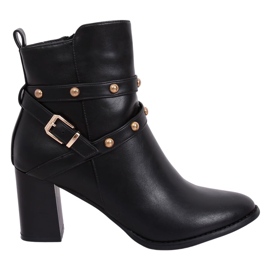 Fekete magas sarkú csizma 7968-GA Fekete