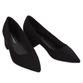 Szivattyú alacsony sarkú fekete A-3370 Fekete Szivattyú alacsony sarkú fekete A-3370 Fekete