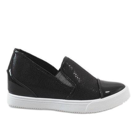 Fekete cipők az ék DD437-1