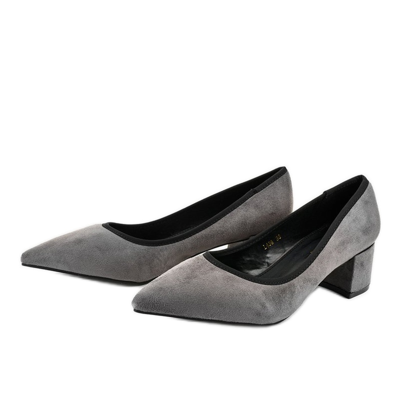 Szürke velúr szivattyúk az L436 oszlopon sárga