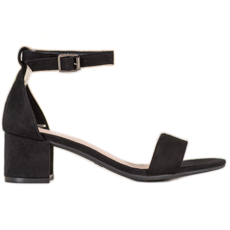 Evento Klasszikus szandál alacsony sarkú cipőben fekete