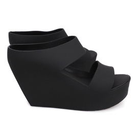 Meliski Open Wedge AE830 fekete