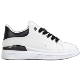 SHELOVET Cipők a platformon, öko bőrrel fehér