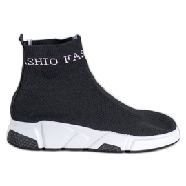 SHELOVET Divat Slip-On Cipők fekete SHELOVET Divat Slip-On Cipők fekete