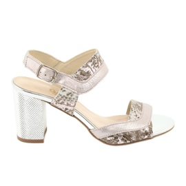 Szandál a Gamis 3942 poszton bézs rózsaszín ezüst