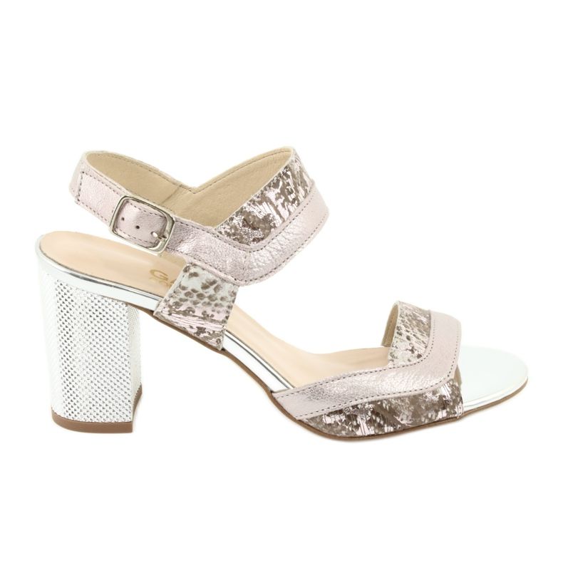 Szandál a Gamis 3942 poszton bézs rózsaszín ezüst