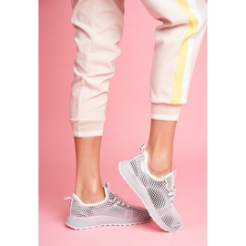 Fehér sportcipő nőknek Big Star FF274349