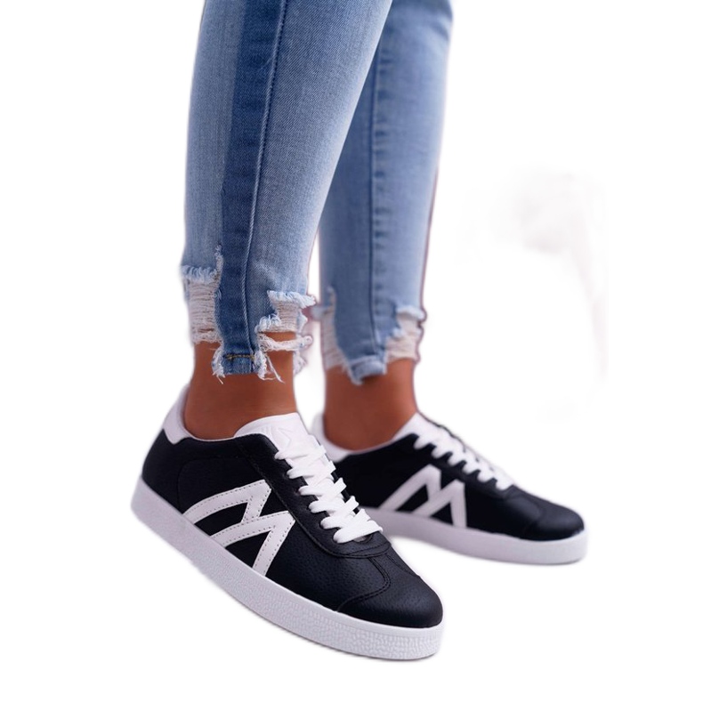 Fekete női sportcipő PQ-33