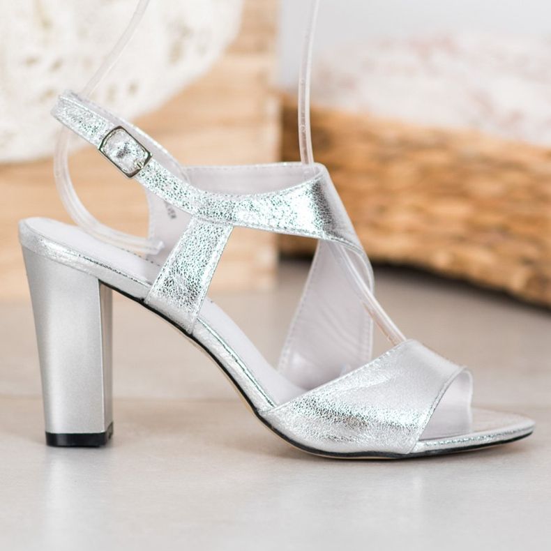 Goodin Ezüst szandál