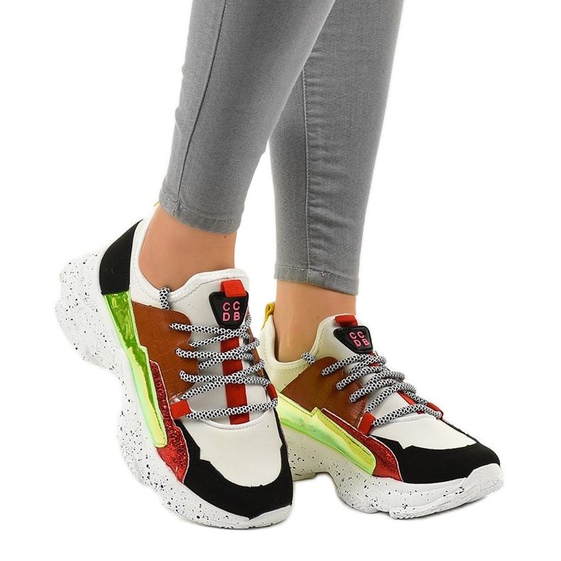 Fehér sportcipők HL-03-mal