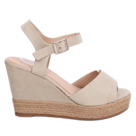 Bézs ék szandál 9R195 Bézs Bézs ék szandál 9R195 Bézs