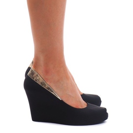 Meliski nyitott ék KM110 fekete