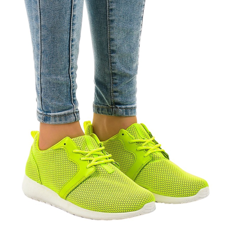 Zöld női sportcipő Z105