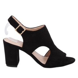 Fekete magas sarkú szandál 99-33A Fekete