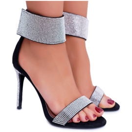 Női szandál magas sarkú Lu Boo -val, köbös cirkónium tépőzárral fekete Női szandál magas sarkú Lu Boo -val, köbös cirkónium tépőzárral fekete