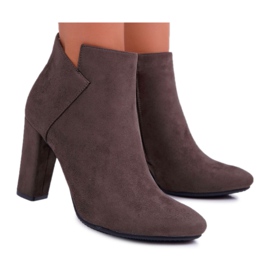 Vinceza Női csizma sarkán Velúr Khaki fodros