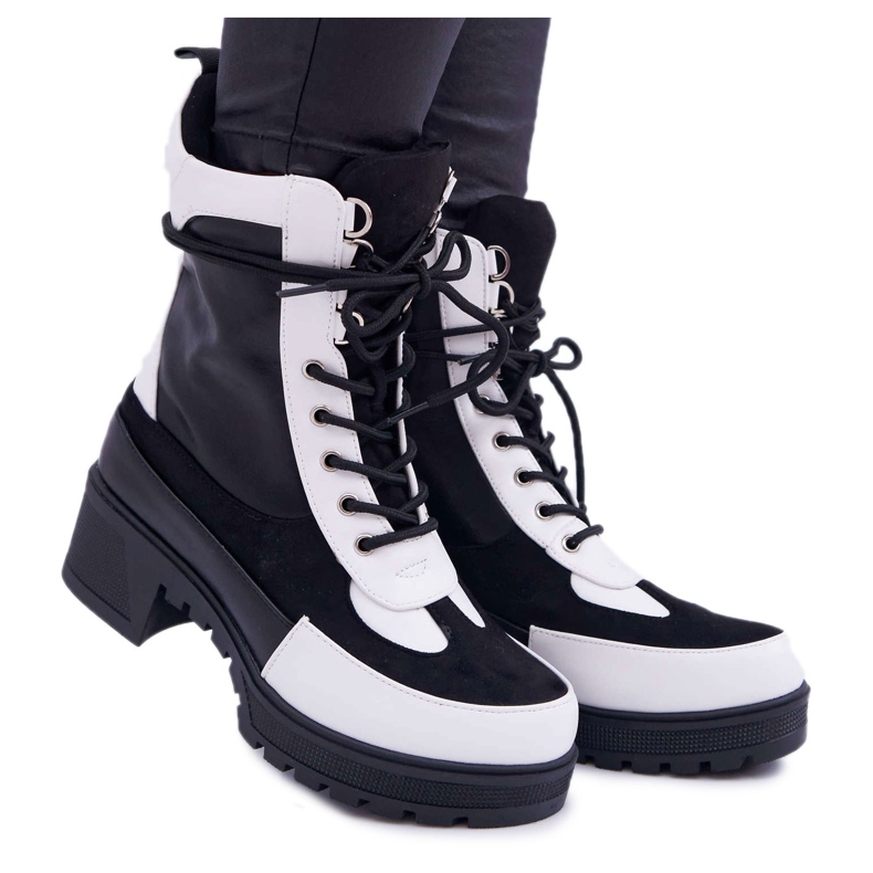 HAN Ridley magas fűzős női csizma fehér fekete
