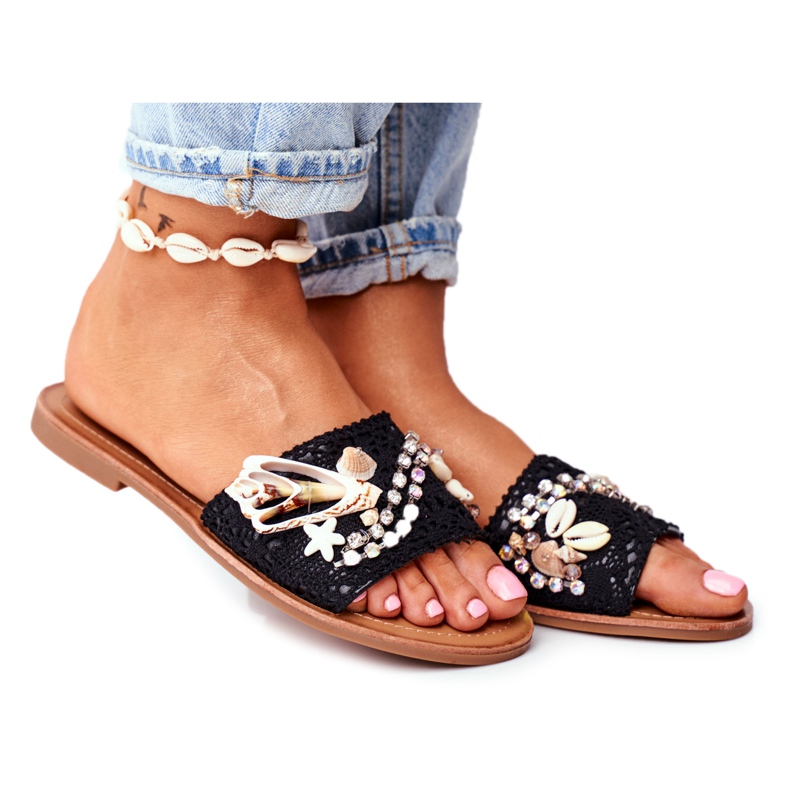 FS1 Női fekete papucs héjjal Spanyolország