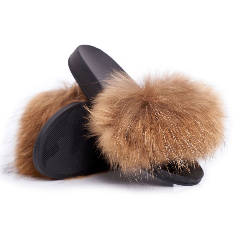 Női papucs természetes szőrből, teve Naturis barna