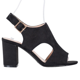 Small Swan Beépített áttört szandál fekete