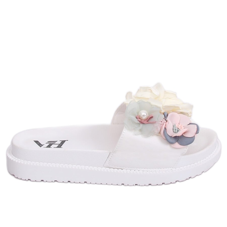 Fehér, magas talpú papucs PT-109 Fehér