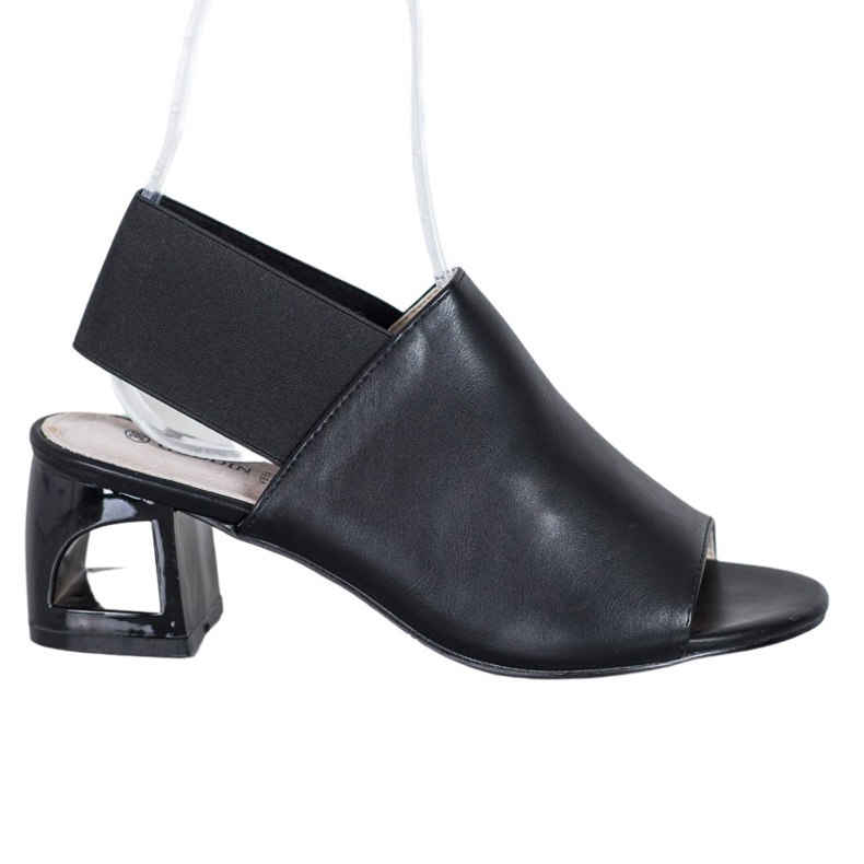 Goodin Csúsztatható cipő egy poszton fekete