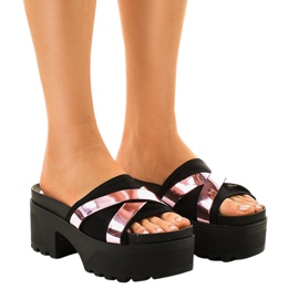 Fekete magassarkú CL-3A309-20