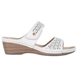 SHELOVET Könnyű tépőzáras papucs fehér SHELOVET Könnyű tépőzáras papucs fehér