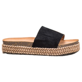 Comer Alkalmi papucs a platformon fekete