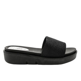 Fekete fényes papucs E3969 Fekete fényes papucs E3969