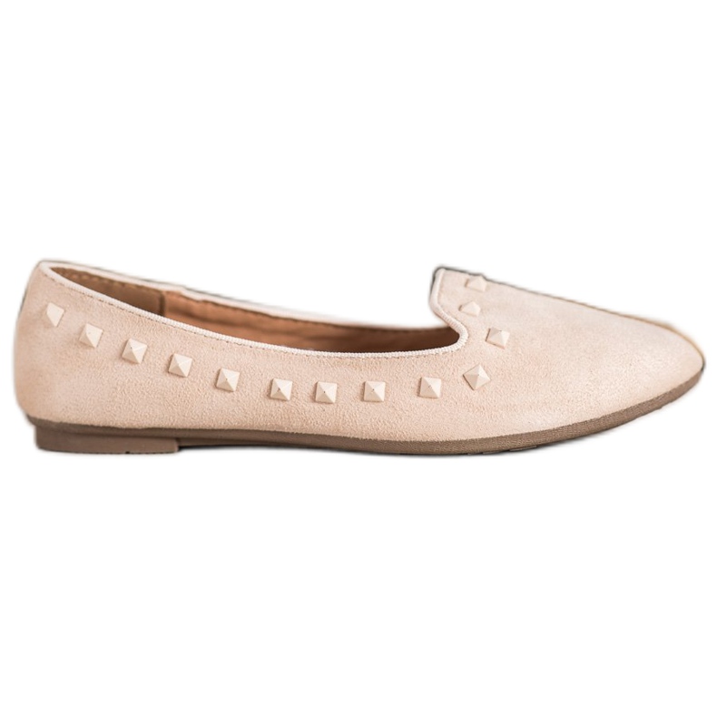 Fama Urak Ménesekkel barna