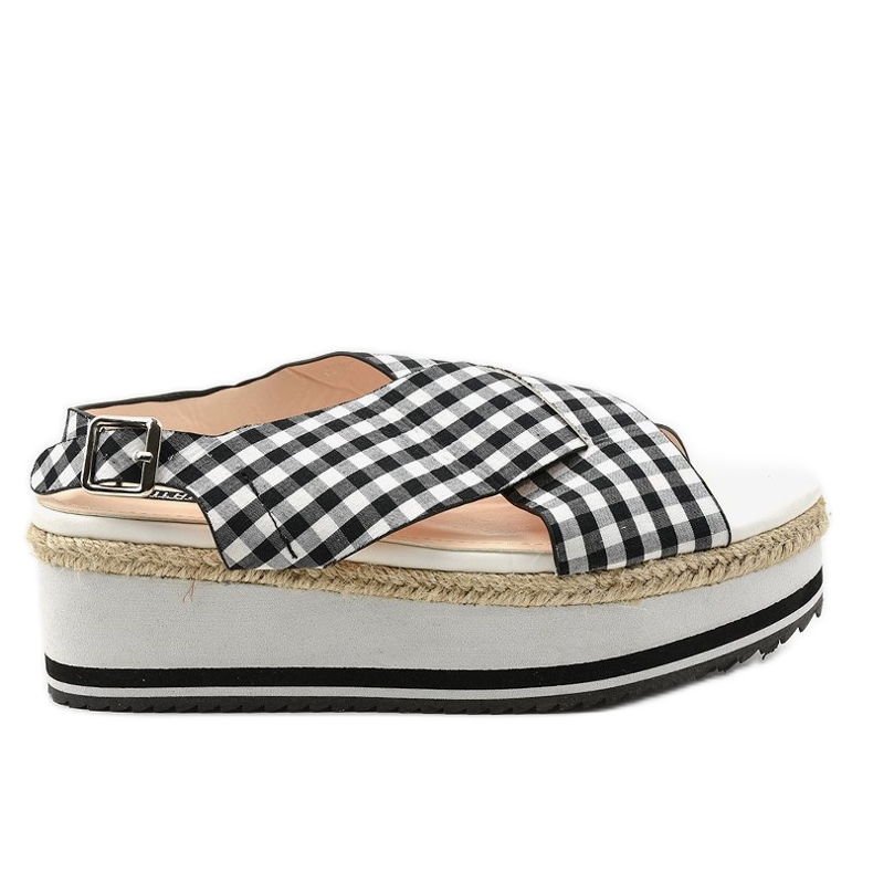 Fekete szandál az 1508-1 platformon fehér