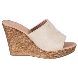 Small Swan Világos velúr papucs barna Small Swan Világos velúr papucs barna