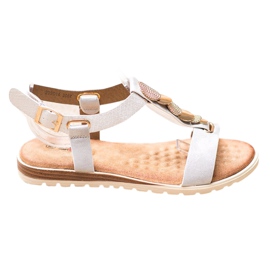 Evento Fehér szandál díszekkel Evento Fehér szandál díszekkel